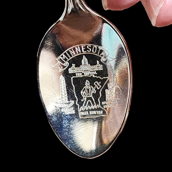 Three Vintage Minnesota souvenir spoons - Picture 10 of 10